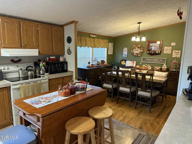 6042 Cherry Lane, Wise, VA 24293