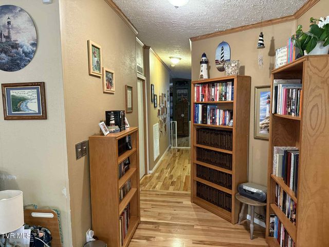 6042 Cherry Lane, Wise, VA 24293