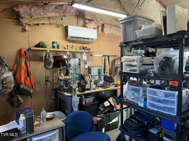 6042 Cherry Lane, Wise, VA 24293