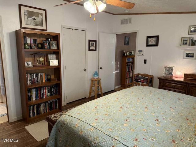 6042 Cherry Lane, Wise, VA 24293