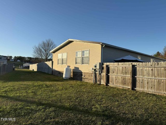 6042 Cherry Lane, Wise, VA 24293