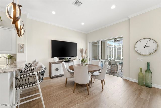 8425 Mallards WAY, Naples, FL 34114