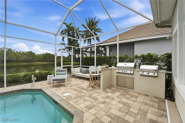 8425 Mallards WAY, Naples, FL 34114