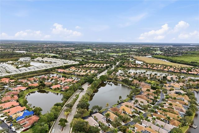 8425 Mallards WAY, Naples, FL 34114