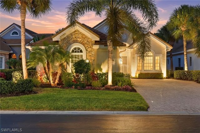 8425 Mallards WAY, Naples, FL 34114