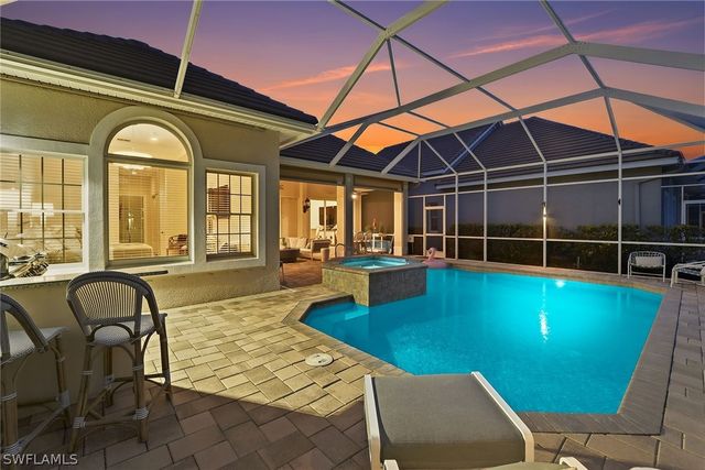 8425 Mallards WAY, Naples, FL 34114