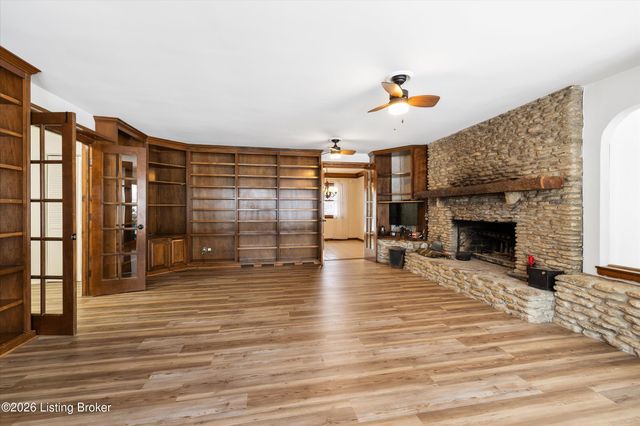 1405 Robertson Dr, Crestwood, KY 40014