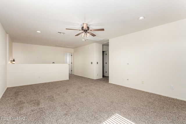 5650 W Copperhead Drive, Tucson, AZ 85742