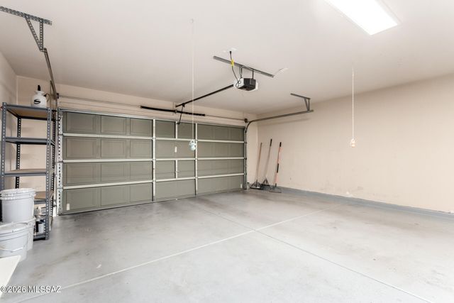 5650 W Copperhead Drive, Tucson, AZ 85742