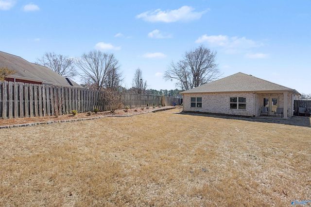 514 Wolf Trace, Hartselle, AL 35640