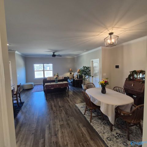 514 Wolf Trace, Hartselle, AL 35640