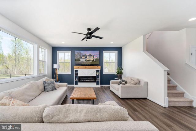 191 MOFFETT LN, Fredericksburg, VA 22406