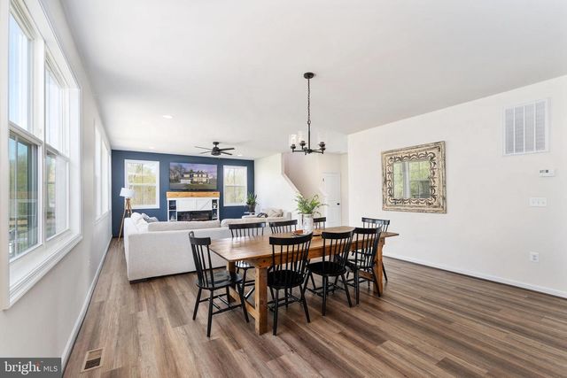 191 MOFFETT LN, Fredericksburg, VA 22406