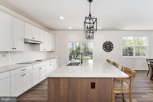 191 MOFFETT LN, Fredericksburg, VA 22406