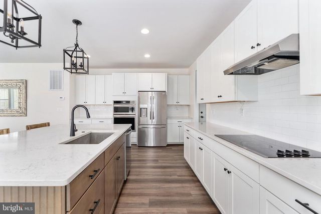 191 MOFFETT LN, Fredericksburg, VA 22406