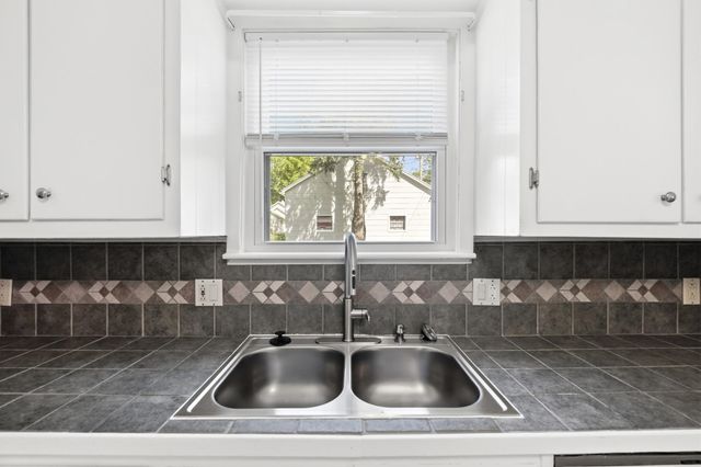 336 W Creighton Avenue, Fort Wayne, IN 46807