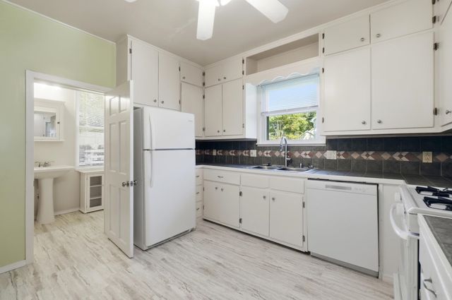 336 W Creighton Avenue, Fort Wayne, IN 46807