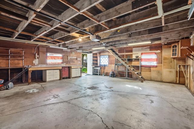 336 W Creighton Avenue, Fort Wayne, IN 46807