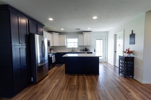 6549 Mccown Road, Iowa, LA 70647