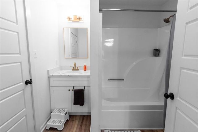 6549 Mccown Road, Iowa, LA 70647