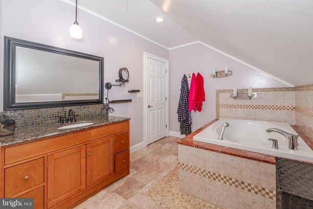 3635 MAPLE AVE, Vineland, NJ 08361