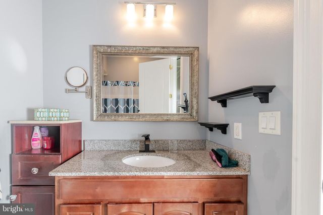 3635 MAPLE AVE, Vineland, NJ 08361