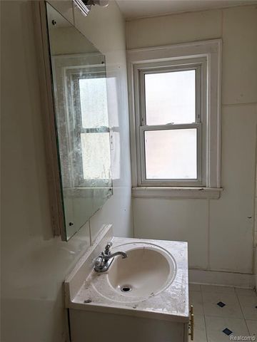 7533 Quinn Street, Detroit, MI 48234