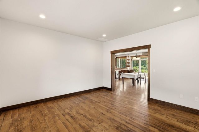 10638 HANGMAN VALLEY Rd, Spokane, WA 99224
