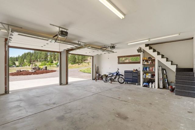 10638 HANGMAN VALLEY Rd, Spokane, WA 99224