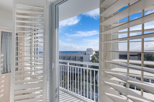 2780 S Ocean Boulevard 707, Palm Beach, FL 33480