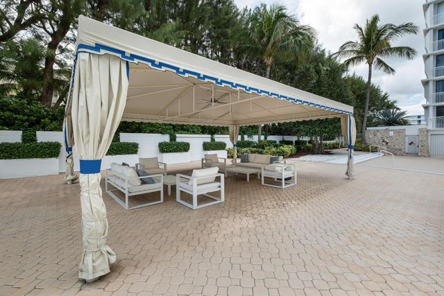 2780 S Ocean Boulevard 707, Palm Beach, FL 33480