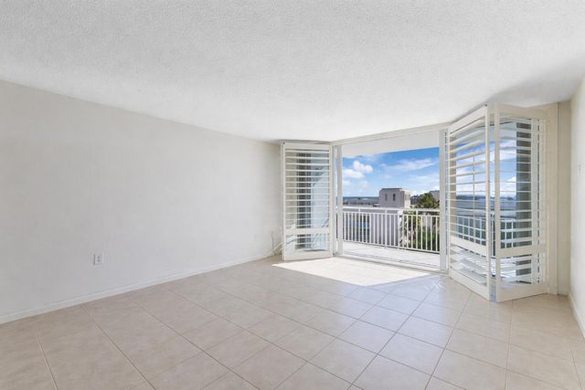 2780 S Ocean Boulevard 707, Palm Beach, FL 33480