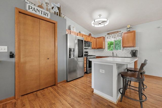 7423 High Timber Drive, Greenville, MI 48838