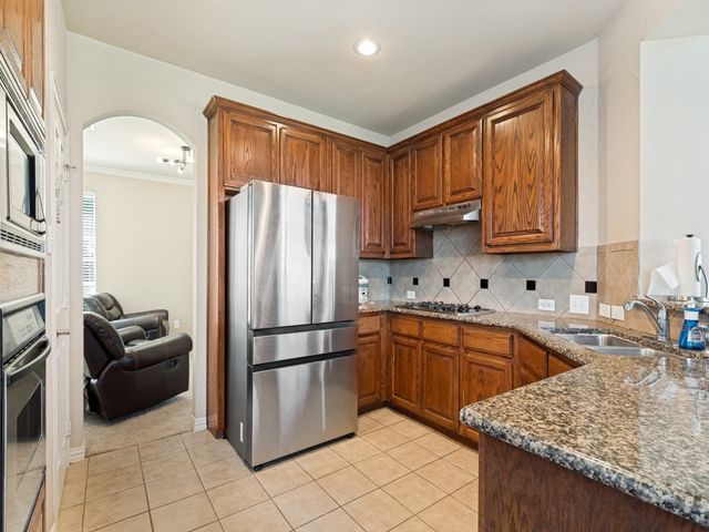5160 Finnhorse Drive, Grand Prairie, TX 75052