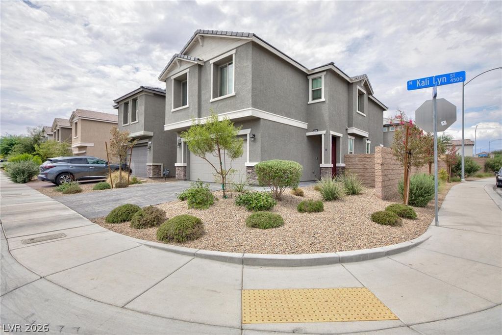 4545 Kali Lyn Street, North Las Vegas, NV 89031 — photo 2
