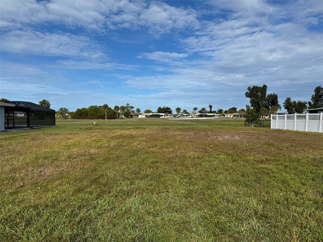 48 OAKLAND HILLS COURT, Rotonda West, FL 33947