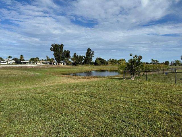 48 OAKLAND HILLS COURT, Rotonda West, FL 33947