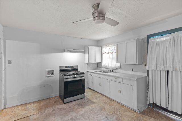 109 W 85th Street, Shreveport, LA 71106