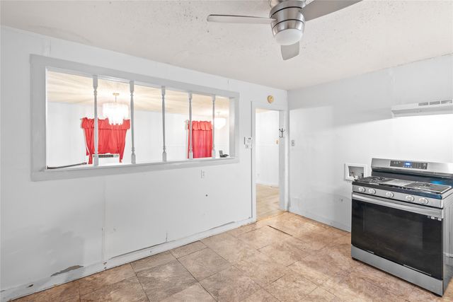 109 W 85th Street, Shreveport, LA 71106