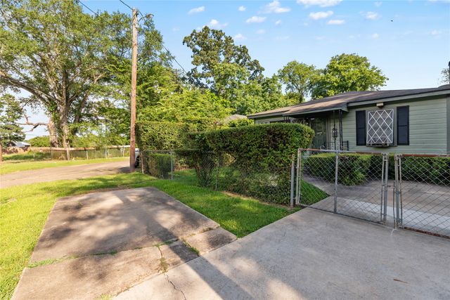 109 W 85th Street, Shreveport, LA 71106