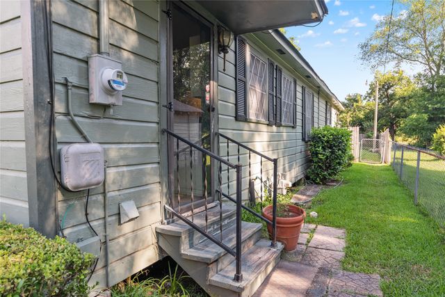 109 W 85th Street, Shreveport, LA 71106