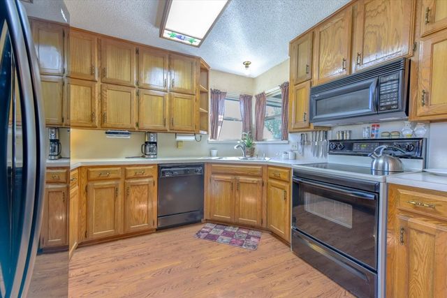 212 Cindy Street S, Keller, TX 76248