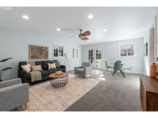 5508 Sw CAMERON Rd, Portland, OR 97221