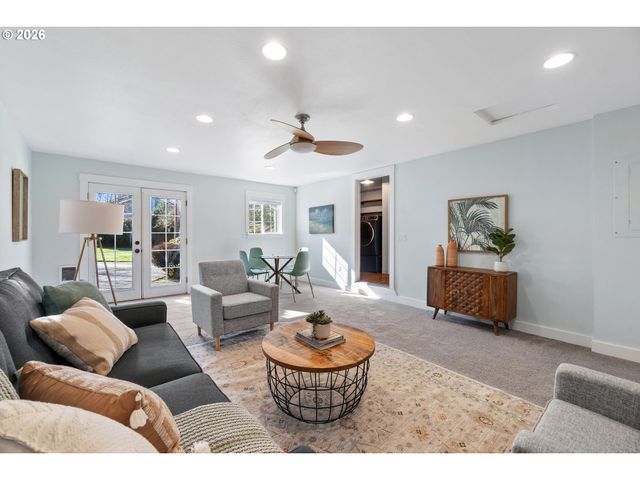 5508 Sw CAMERON Rd, Portland, OR 97221