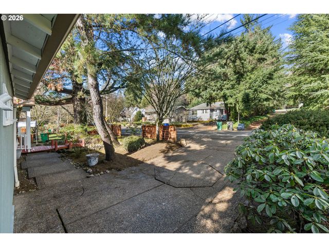 5508 Sw CAMERON Rd, Portland, OR 97221