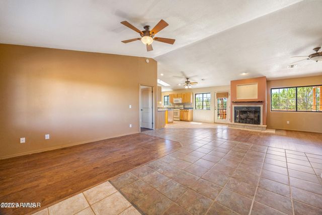 8755 CORONADO Drive, Show Low, AZ 85901