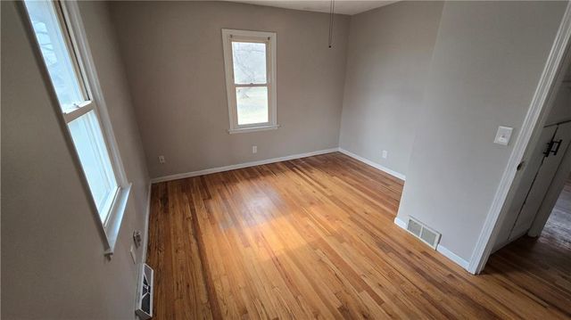 6719 Montana Avenue, Kansas City, KS 66111