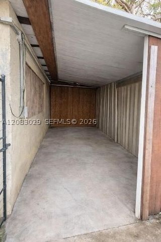 8835 SW 27th St, Miami, FL 33165