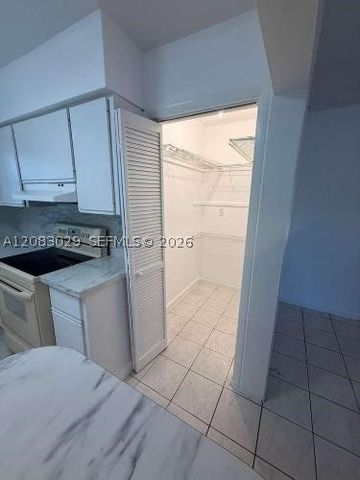 8835 SW 27th St, Miami, FL 33165