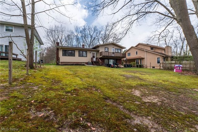 887 Delaware Avenue, Akron, OH 44303